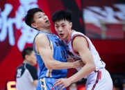 爱游戏体育-深圳队轻取吉林队，福克斯扛起全队