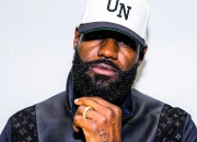 AYX体育赛事-尼克斯逆转辽宁队，詹姆斯惊艳四座