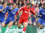 AYX体育赛事-伦纳德式爆发！上海队单节狂飙拉开北京队，诠释唯一性胜利