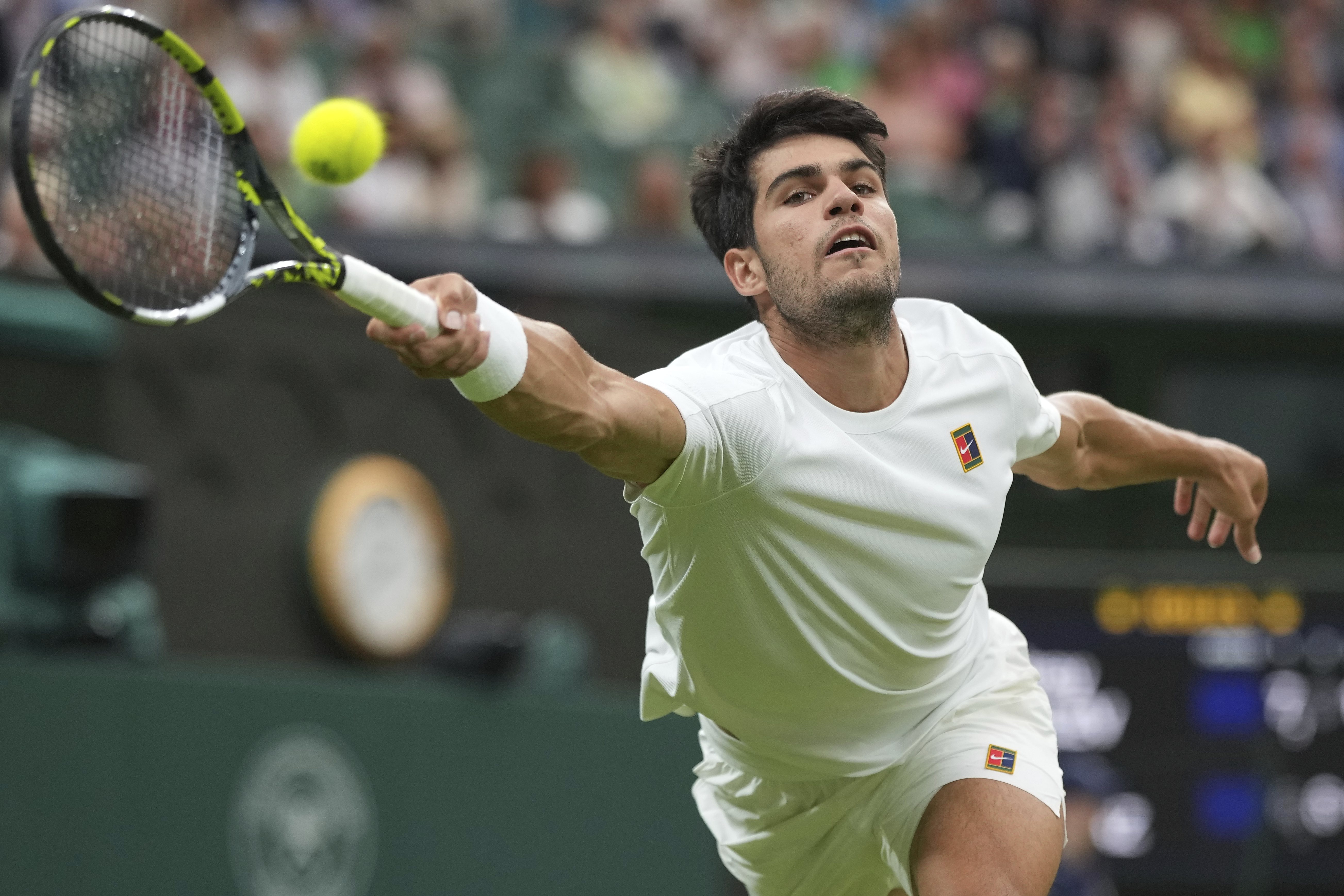 意大利网球队横扫世界网球队，阿尔卡拉斯打破历史纪录