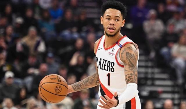 雄鹿B队绝地反击雷霆，西蒙斯惊艳世界