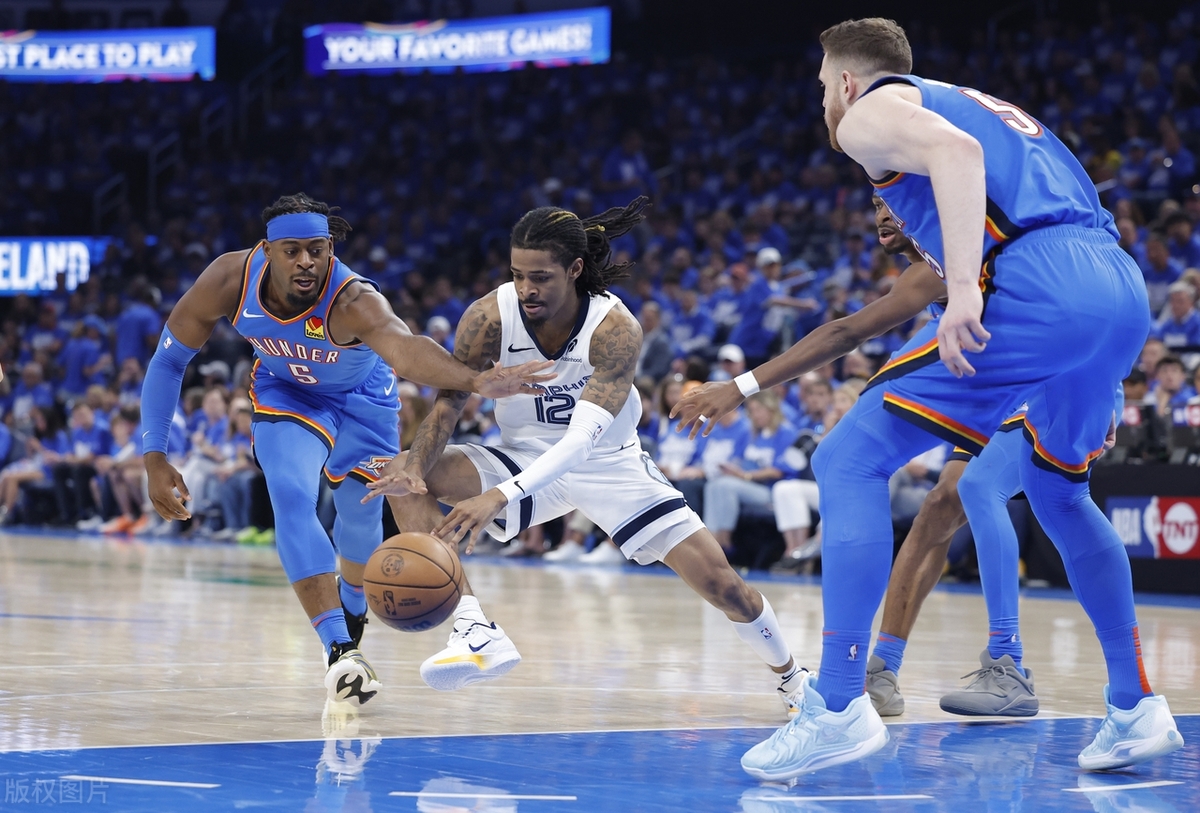 雄鹿B队绝地反击雷霆，西蒙斯惊艳世界