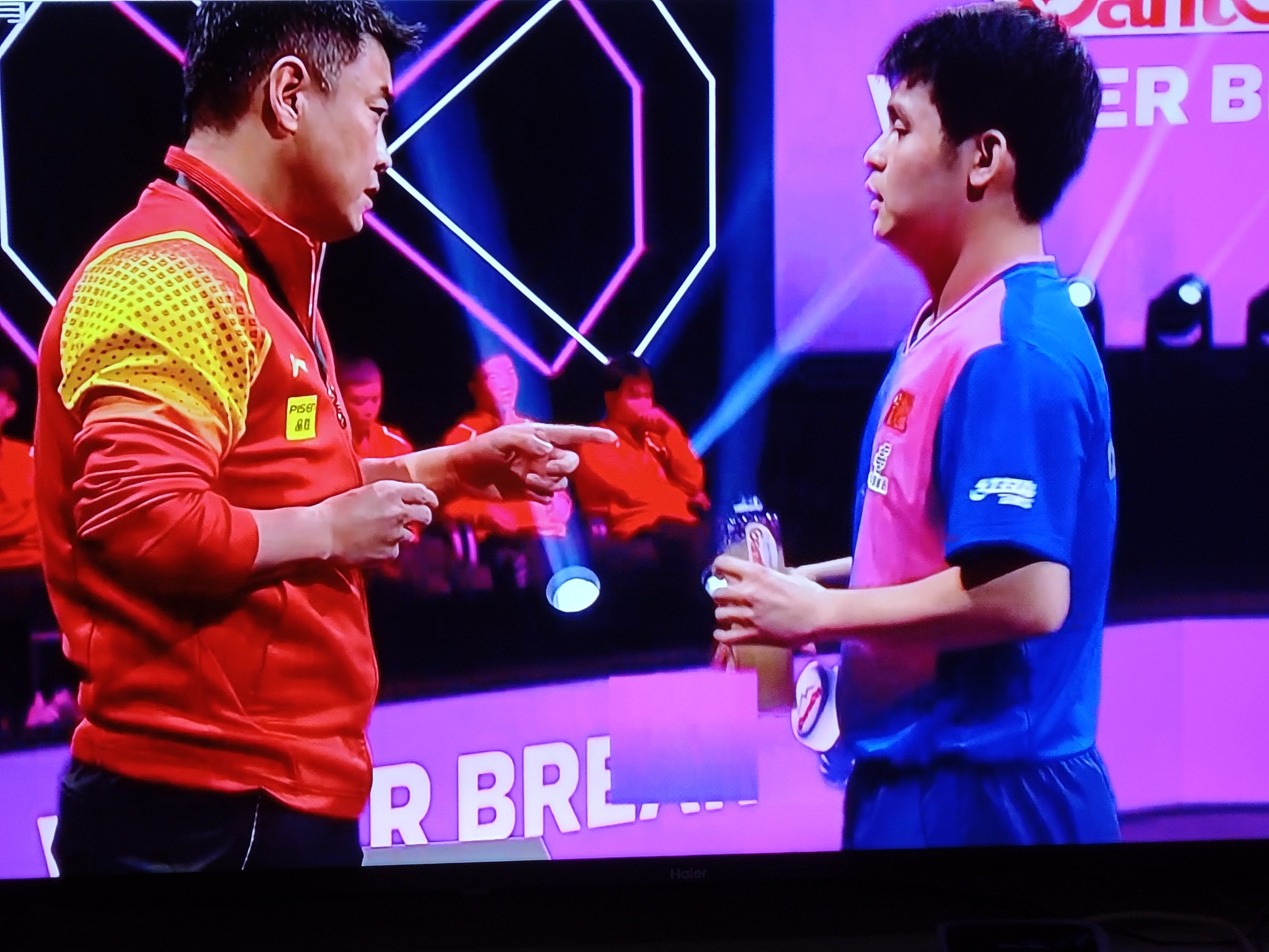 中国乒乓球队轻取比利时乒乓球队，水谷隼制霸全场