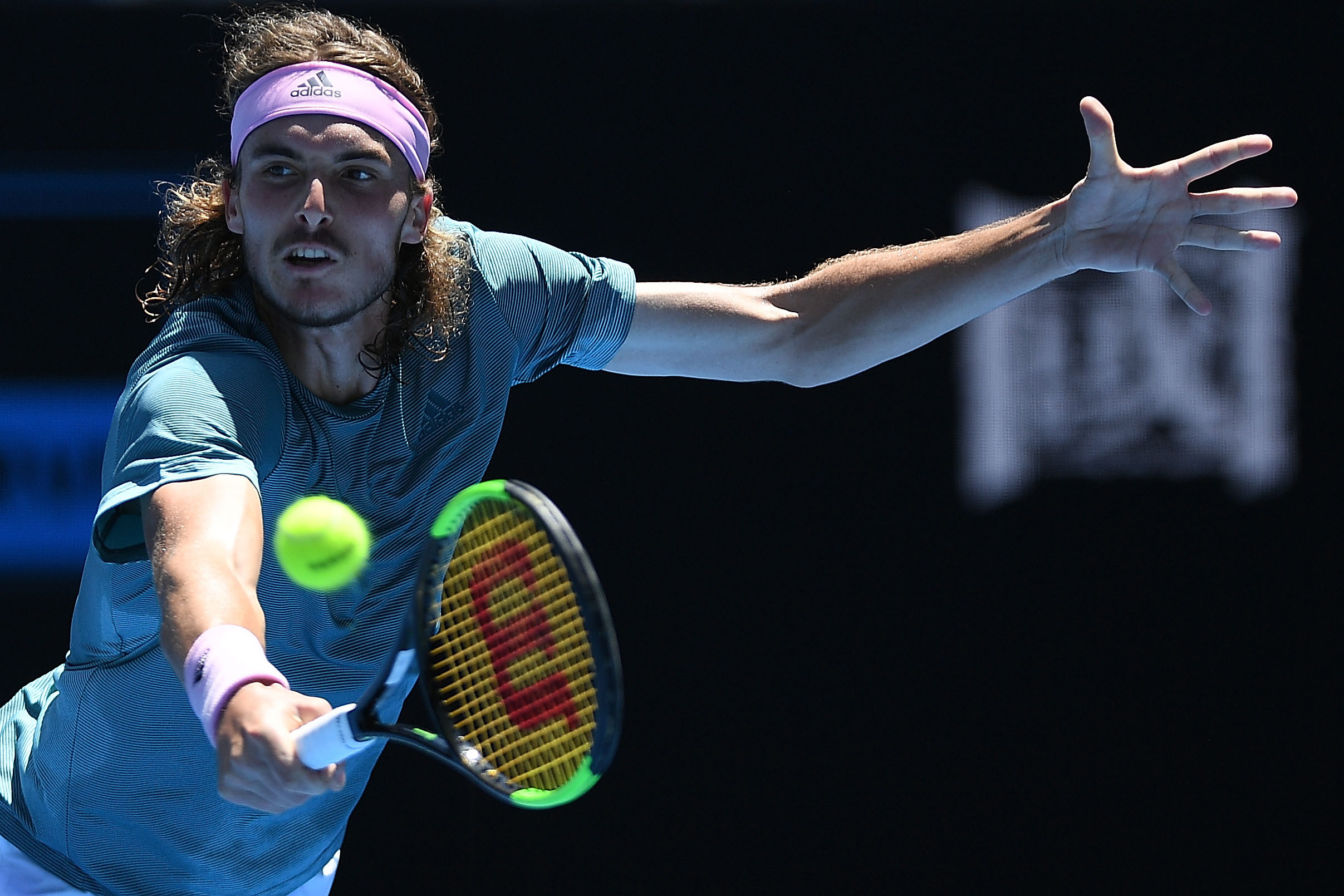 欧洲网球队强势意大利网球队,西西帕斯高光表现 欧洲网球队强势意大利网球队,西西帕斯高光表现