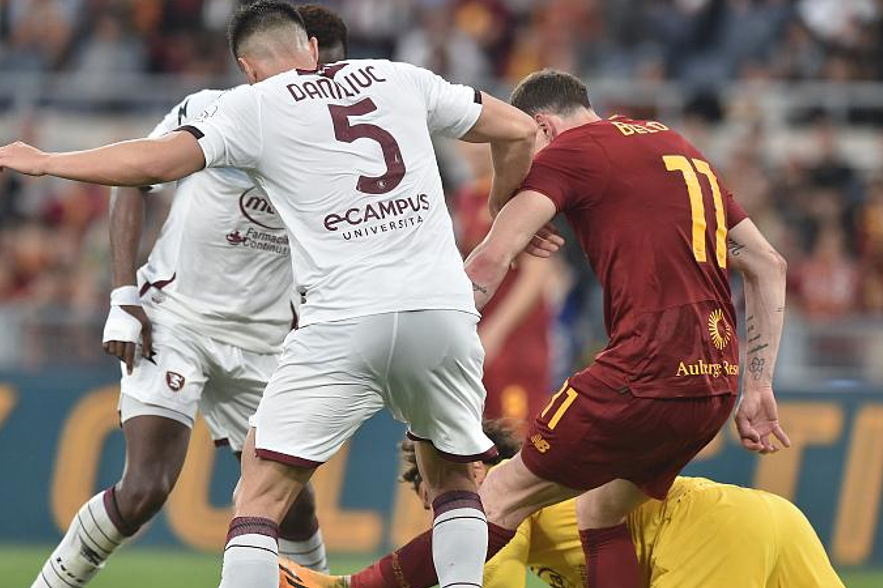 尤文险胜巴西，卡塞米罗带队取胜