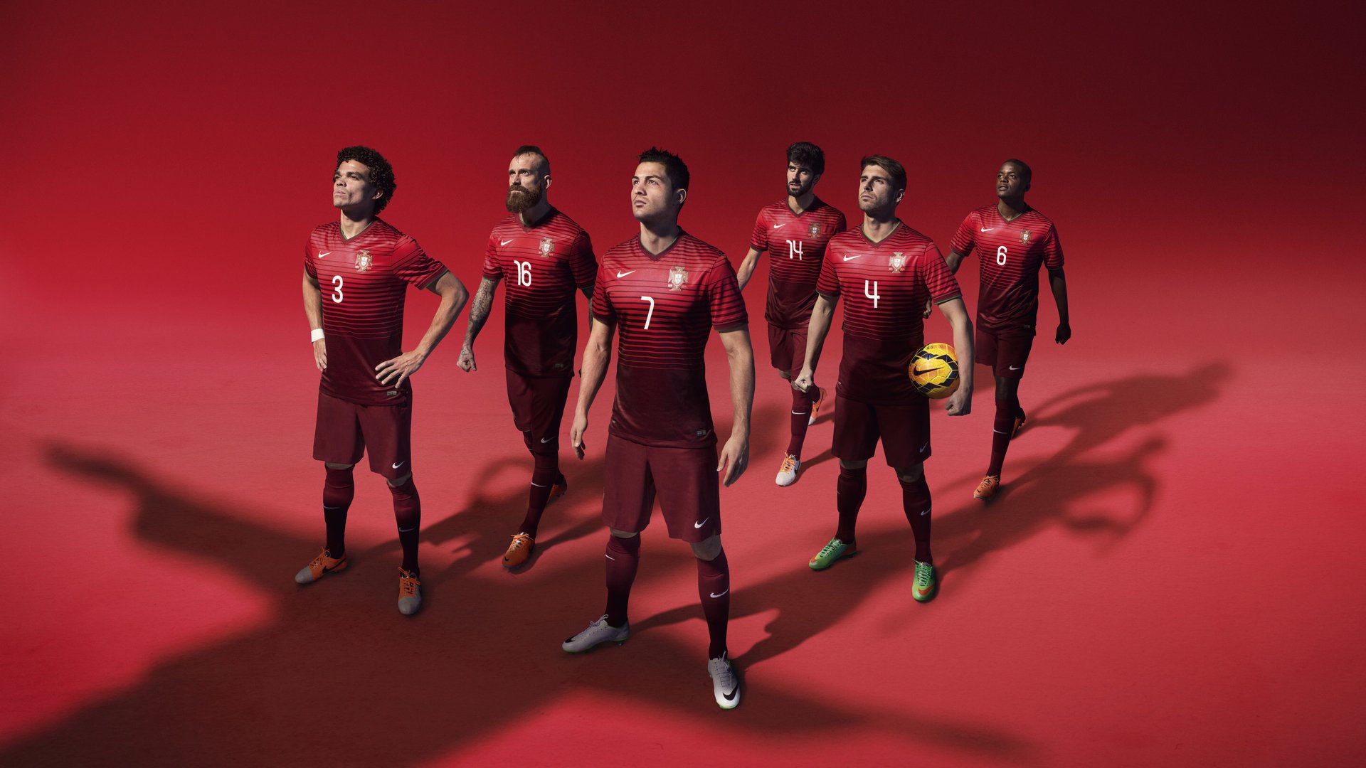 莱奥大场面先生，哥伦比亚全面压制挪威的战术密码